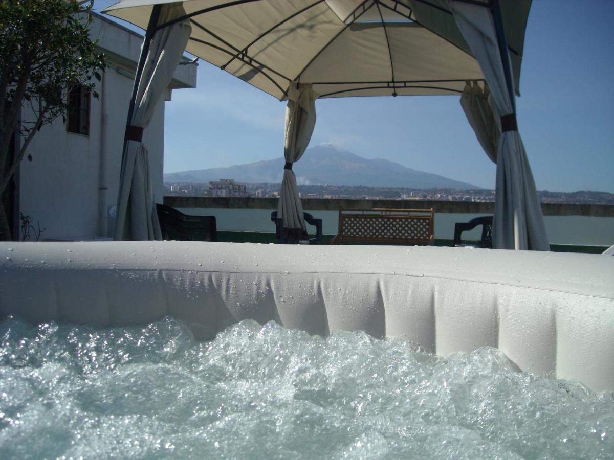 Giovannixxlll B&B Catania Bagian luar foto