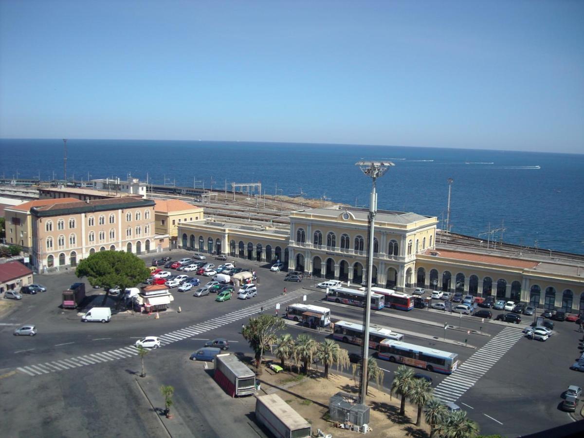 Giovannixxlll B&B Catania Bagian luar foto